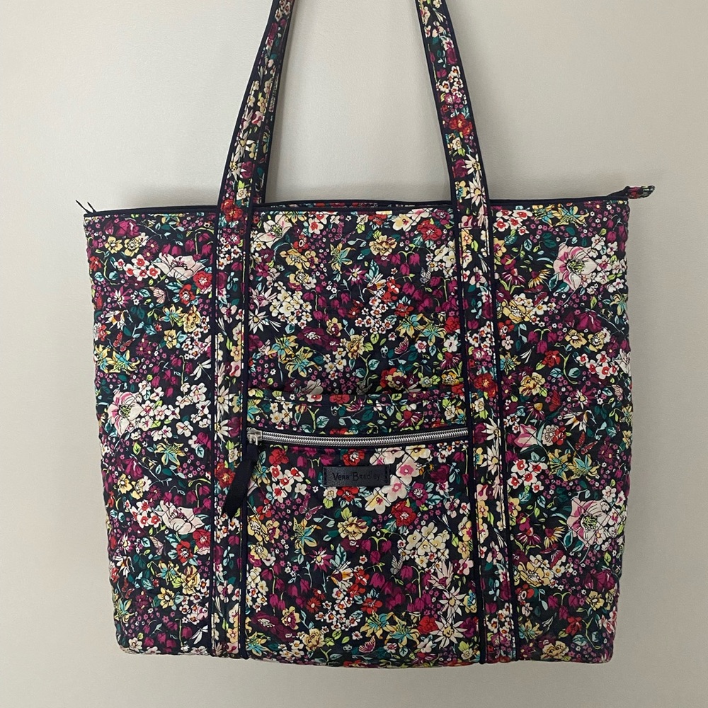 Gently used vera bradley floral tote